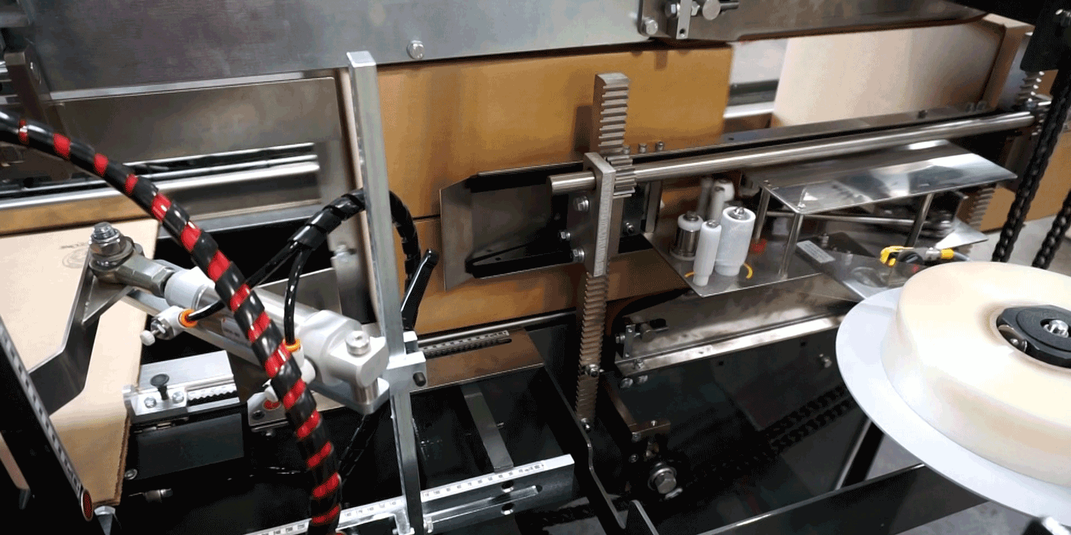 SWF CE Series Case Erectors - Tape Sealing